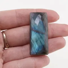 Cabochon Labradorit fatetat 42x18x8,5mm F122