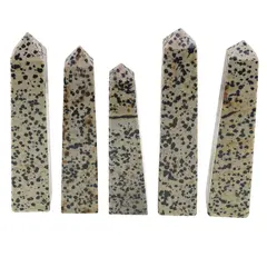 Turn / Obelisc cu patru fatete din Jasp dalmatian, 100-120g