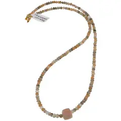 Colier Mix Piatra lunii piersica si gri discuri fatetate 4mm si cub fatetat 8mm