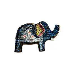 Statueta elefant negru cu buline albastre