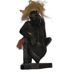 Statueta africana din lemn, violoncelist