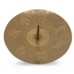 Suport vintage pentru lumanare din alama gravata, simboluri decorative
