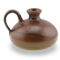 Vas ceramic vintage, model maro cu maner lateral, 10cm