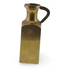 Cana vintage din alama cu gat cilindric si corp dreptunghiular, 10cm
