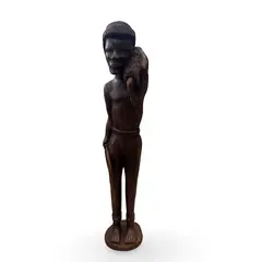 Statueta vintage din lemn sculptat manual, barbat cu animal pe umar, 69cm