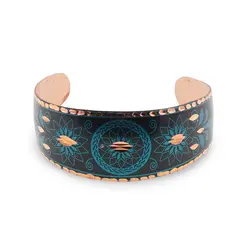 Bratara reglabila lata din cupru cu model geometric floral pe fond negru