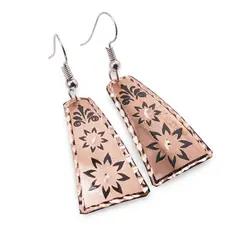 Cercei din cupru trapezoidali, model stele florale negre