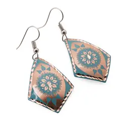 Cercei din cupru rombici, model mandala florala bleu