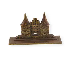Decoratiune vintage din bronz portiile Holstentor Lubeck - 7,5cm
