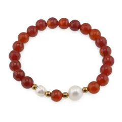 Bratara pe elastic Perle de cultura, bumbi aurii si Carneol sfere 8mm
