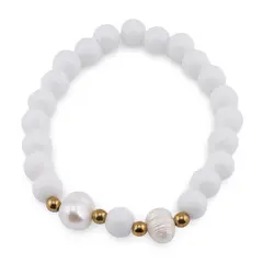 Bratara pe elastic Perle de cultura, bumbi aurii si Onix alb sfere 8mm