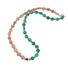 Colier Piatra lunii piersica banuti 7mm, sfere 3mm, Onix verde banuti fatetati 7mm si Hematit auriu steluta