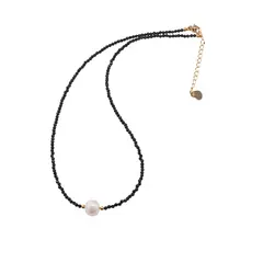 Colier Onix sfere fatetate 2mm, elemente aurii si Perla