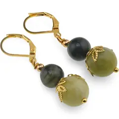 Cercei cu agatatoare Jad nefrit sfere si flori aurii, 8-10mm