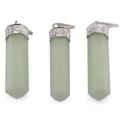 Pandantiv cu varf si montura argintie Cuart fluorescent