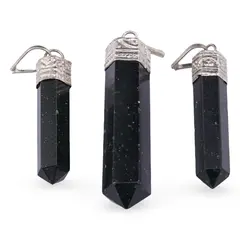 Pandantiv cu varf si montura argintie Goldstone verde