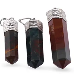 Pandantiv cu varf si montura argintie Sangele dragonului (Heliotrop)