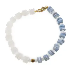 Bratara Opal albastru discuri 6-7mm si Piatra lunii sfere si discuri 3-7mm cu bumb auriu