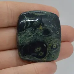 Cabochon jasp Kambaba 37x32x6mm A10