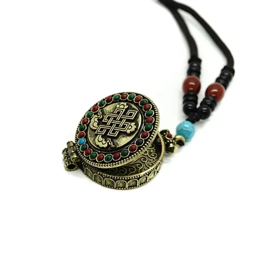 Amuleta Feng Shui 2022 Nodul Mistic pentru protectie