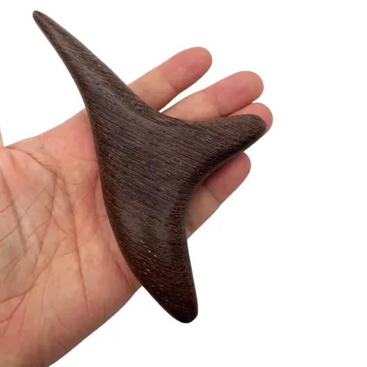 Dispozitiv multifunctional pentru masaj, din lemn, triunghiular, maro inchis - 15cm, imagine 3