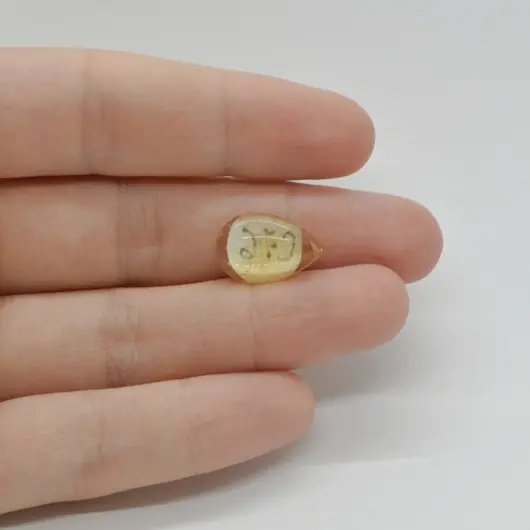 Cabochon Citrin 16x10x4mm C76