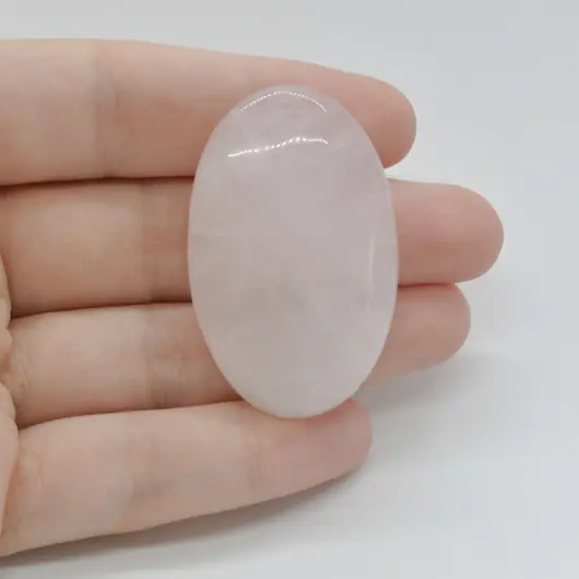 Cabochon Cuart Roz 44x28x8mm C30