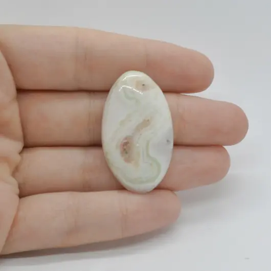 Cabochon Cuart Solar 36x21x6mm C84