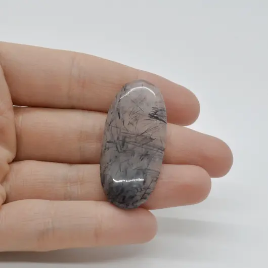 Cabochon Cuart Turmalinat 42x19x5mm C71