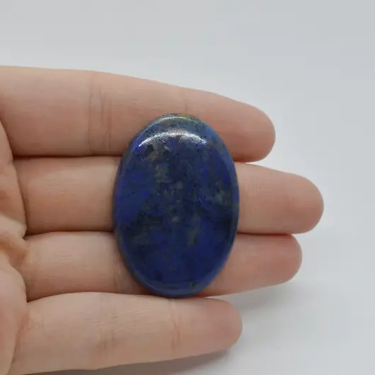 Cabochon Dumortierit 40x28x6mm C19