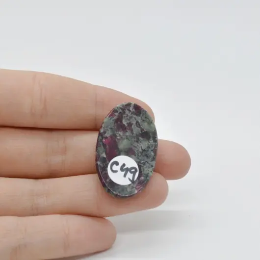 Cabochon Eudialit 33x20x6mm C49, imagine 2