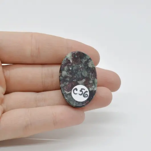 Cabochon Eudialit 35x22x7mm C56, imagine 2