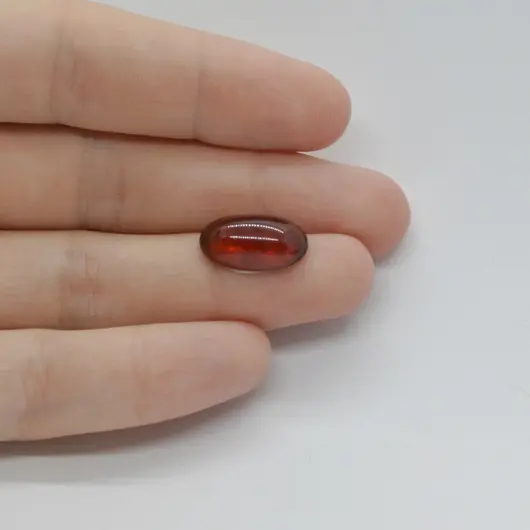 Cabochon Granat Hessonit 15x9x5mm C253