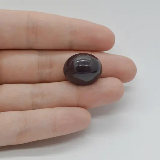 Cabochon Granat Stelar 18x15x10mm C59