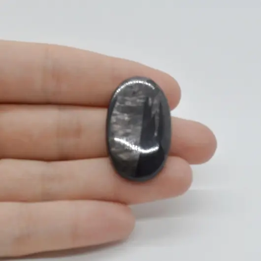 Cabochon Hipersten 33x20x6mm C20