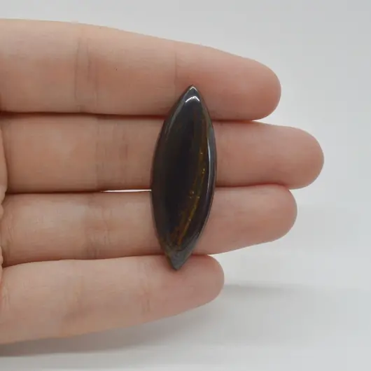 Cabochon Iron Tiger 39x14x6mm C59