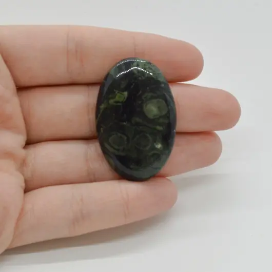 Cabochon Jasp Kambaba 38x25x6mm C30