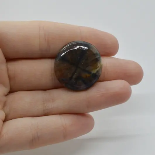 Cabochon Kiastolit 25x24x5mm C48