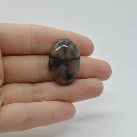Cabochon Kiastolit 28x19x7mm C60