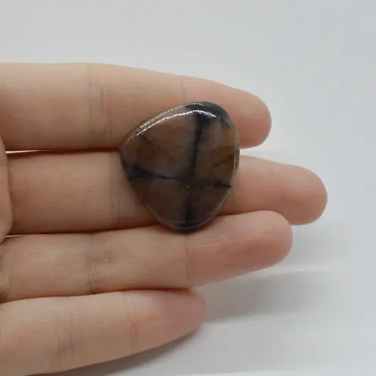 Cabochon Kiastolit 28x26x6mm C45