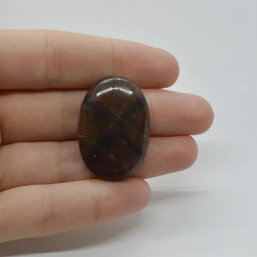 Cabochon Kiastolit 32x22x7mm C47