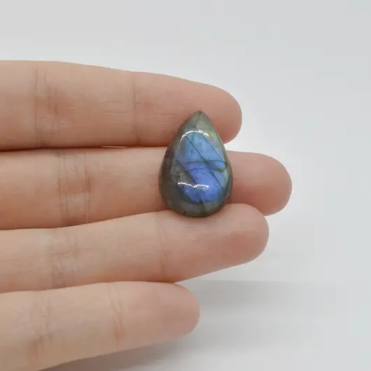 Cabochon Labradorit Albastru 23x15x7mm C130