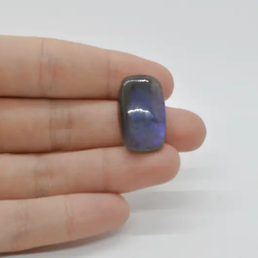 Cabochon Labradorit Albastru 24x14x6mm C325