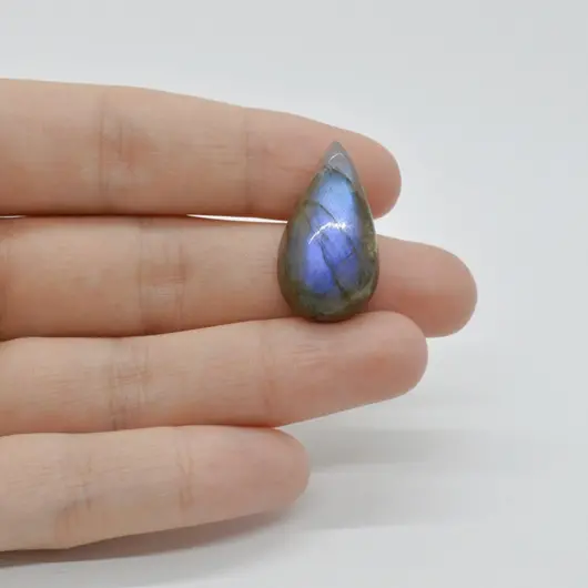 Cabochon Labradorit Albastru 26x14x8mm C421