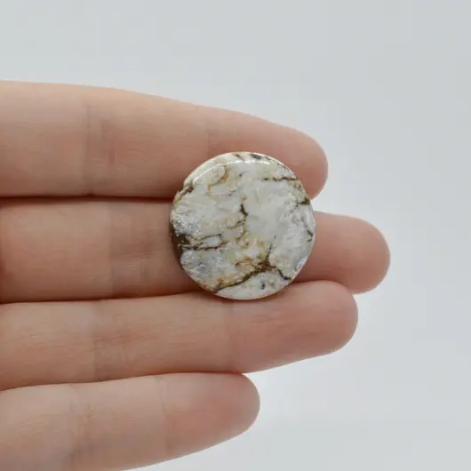 Cabochon Magnezit 24x24x5mm C107