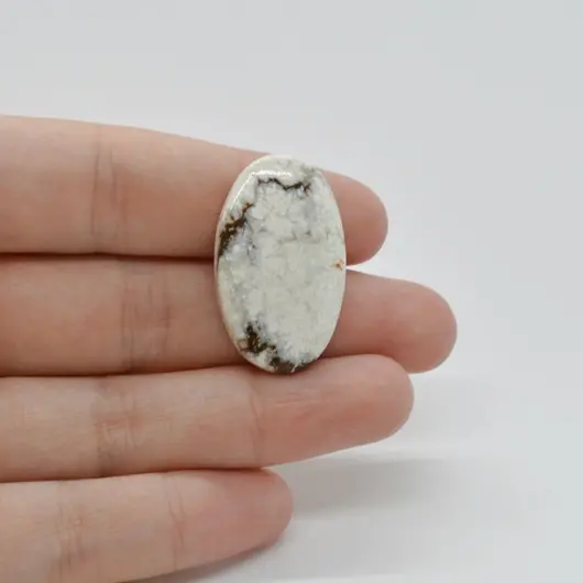 Cabochon Magnezit 31x19x4mm C18