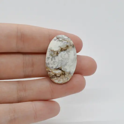 Cabochon Magnezit 31x20x6mm C64