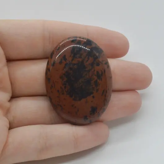 Cabochon Obsidian Mahon 41x31x6mm C25