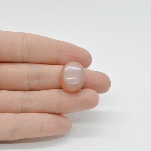 Cabochon Piatra lunii piersica 18x15x8mm C80