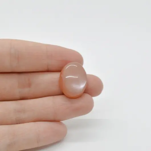 Cabochon Piatra lunii piersica 20x16x7mm C102
